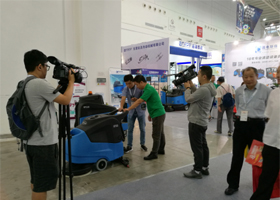 第18届中国国际机电产品博览会，能受电台专访的是哪家参展商？